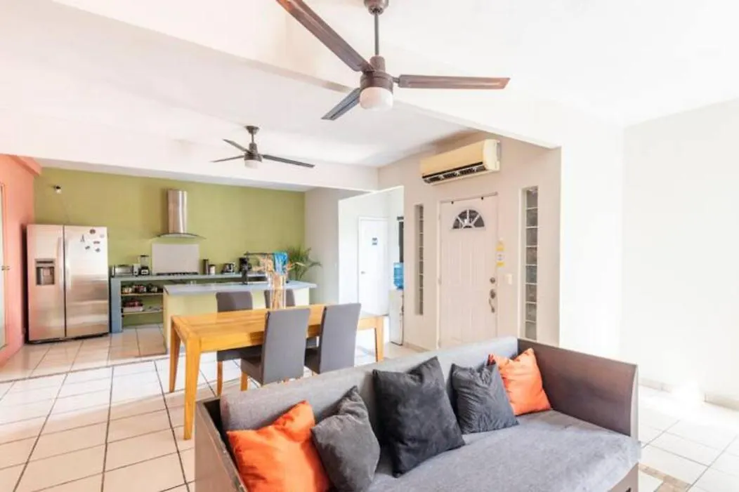 Bed & Breakfast Dici Co-Living Housing Cabo San Lucas Bed and Breakfast Messico