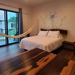 Casa Pantoja Apartahotel Xul-Ha